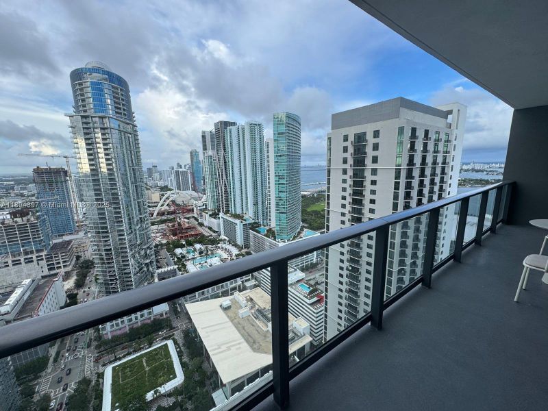 Condo located in Miami, FL showcasing its design and architecture (Image 1). Condo located in Miami, FL showcasing its design and architecture (Image 1).