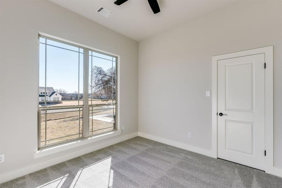 Spacious, unfurnished interior of a new home in The Ranches At Valley View, Reno (Image 27).