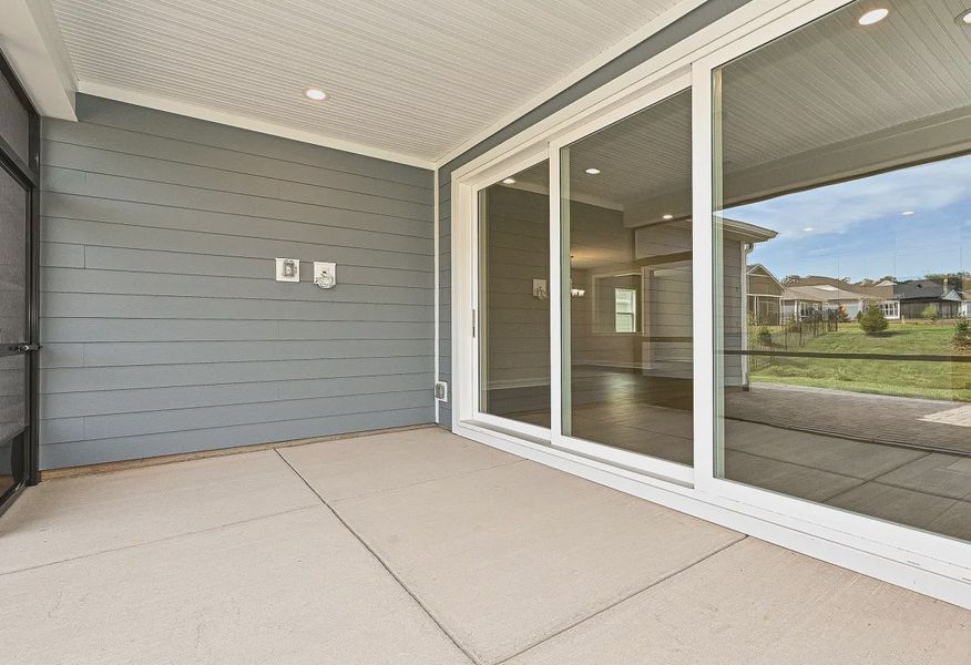 Covered Patio - 24 of 27 Covered Patio - 24 of 27