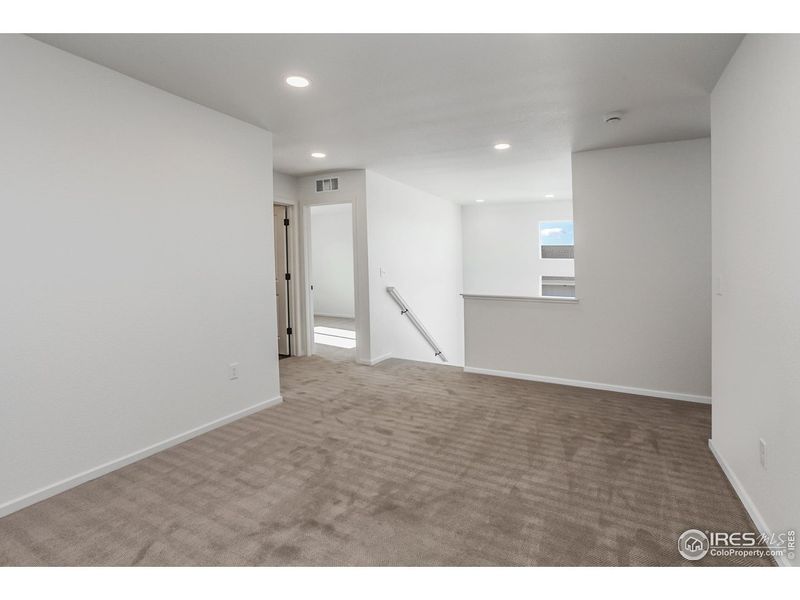 Spacious, unfurnished interior of a new home in , Timnath (Image 31).