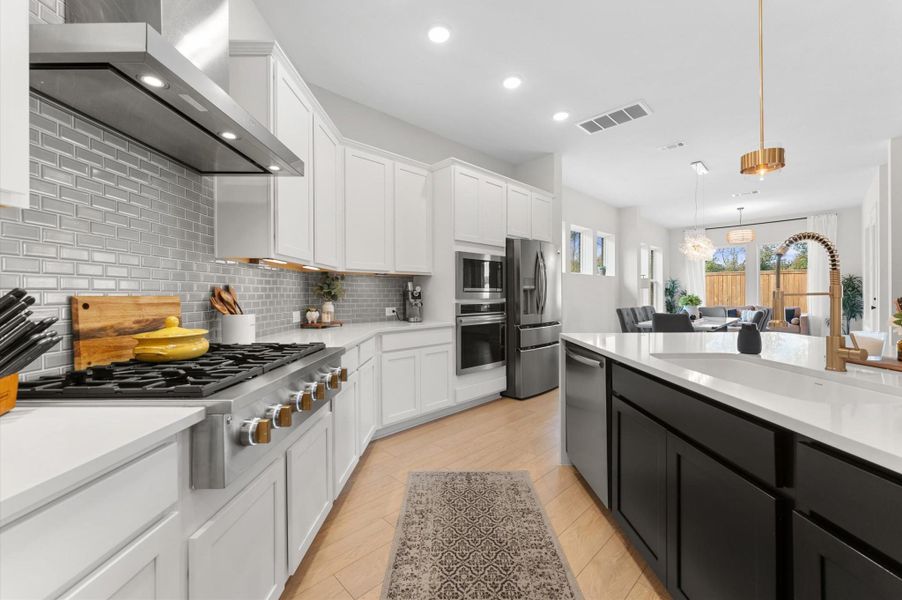 Furnished interior view inside a new home in , Tomball (Image 12).