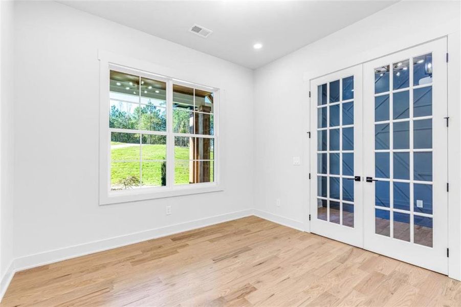 Spacious, unfurnished interior of a new home in , Newnan (Image 21).