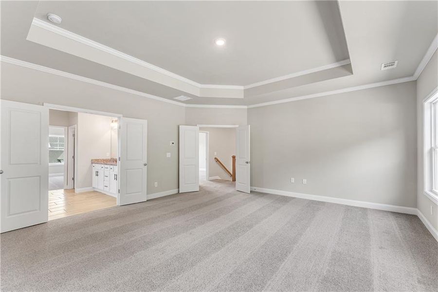 Spacious, unfurnished interior of a new home in Hidden Fields, Hoschton (Image 32).