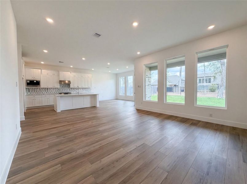 Spacious, unfurnished interior of a new home in , Porter (Image 19).