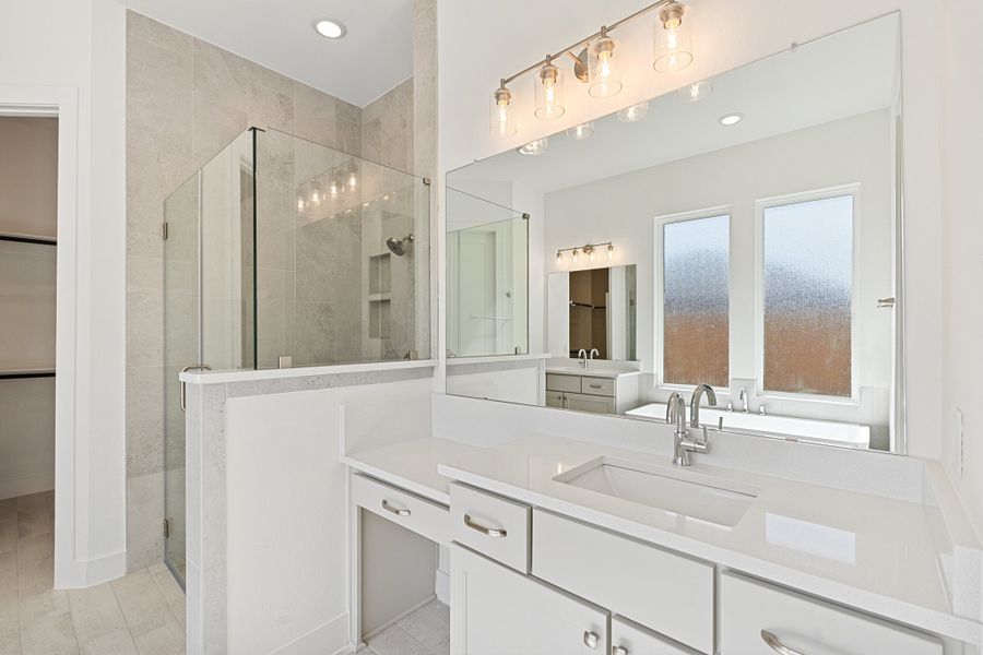 Furnished interior view inside a new home in Riceland, Mont Belvieu (Image 9).