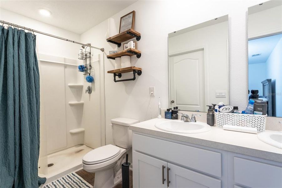 Furnished interior view inside a new home in , Bunnell (Image 7).