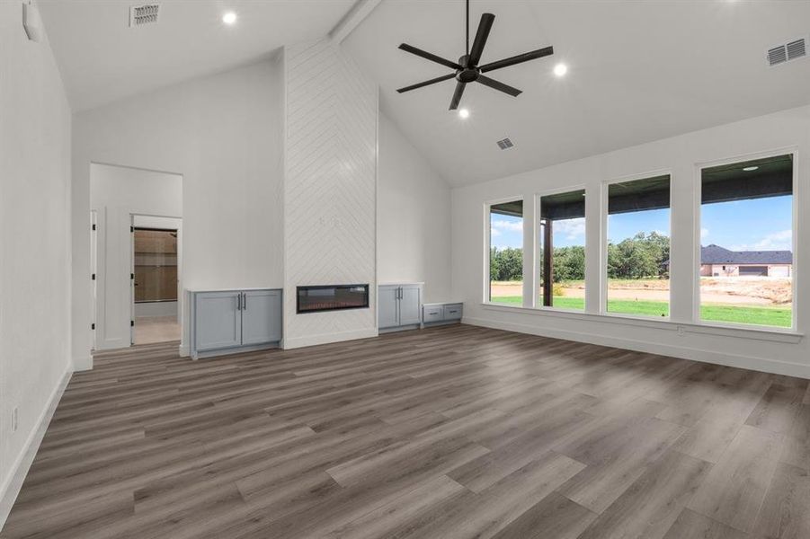 Spacious, unfurnished interior of a new home in , Springtown (Image 15).