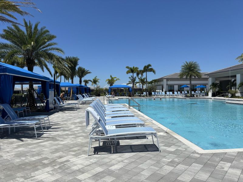 Valencia Walk Amenities Valencia Walk Amenities