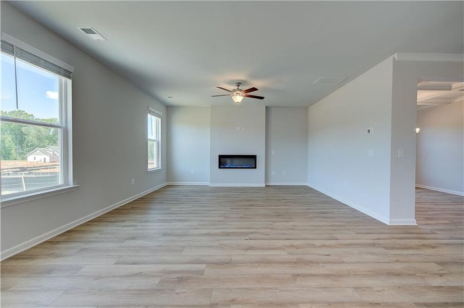 Spacious, unfurnished interior of a new home in Bowers Farm, McDonough (Image 32).