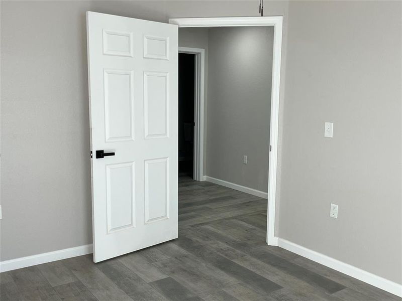 Spacious, unfurnished interior of a new home in , Brownwood (Image 21).