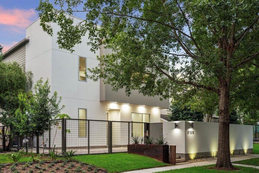 Front exterior of a new home in , Houston, TX, highlighting curb appeal (Image 24). Front exterior of a new home in , Houston, TX, highlighting curb appeal (Image 24).