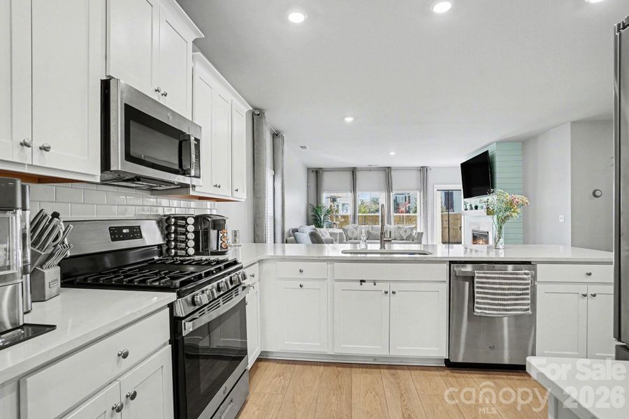 Furnished interior view inside a new home in , Myrtle Beach (Image 11).