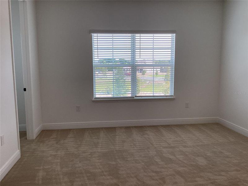 Spacious, unfurnished interior of a new home in Lake Cawood Cove, Windermere (Image 13). Spacious, unfurnished interior of a new home in Lake Cawood Cove, Windermere (Image 13).