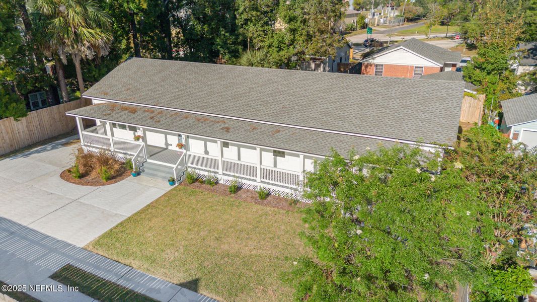 Exterior details and patio area of a home in , Jacksonville (Image 18). Exterior details and patio area of a home in , Jacksonville (Image 18).