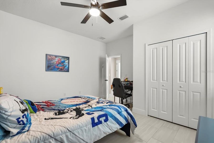 Furnished interior view inside a new home in Hills of Minneola, Minneola (Image 17).