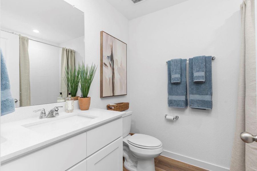 Furnished interior view inside a new home in , Iowa Colony (Image 36).