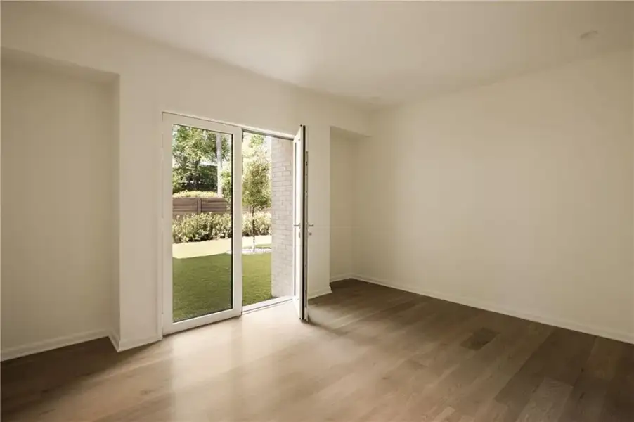 Spacious, unfurnished interior of a new home in , Atlanta (Image 26).