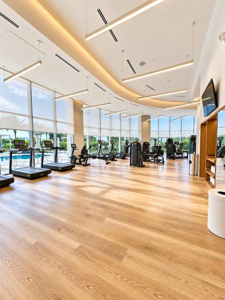 Community amenities in , North Miami (Image 30).