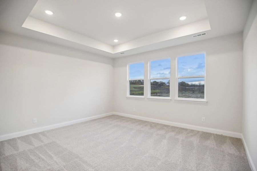 Spacious, unfurnished interior of a new home in Willow Landing, Mount Juliet (Image 35).