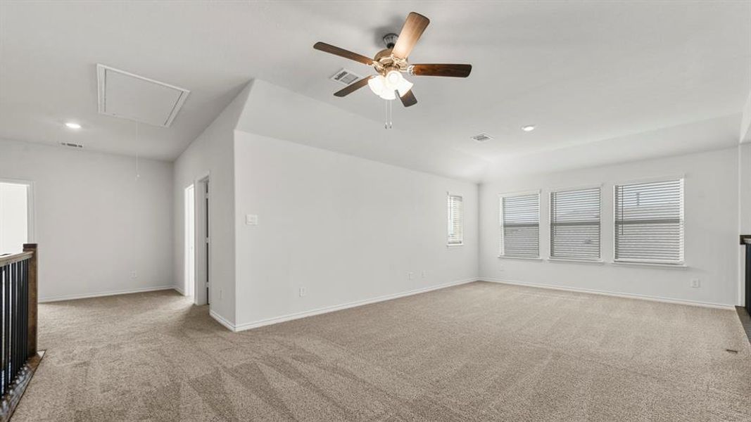 Spacious, unfurnished interior of a new home in Lilybrooke at Legacy Hills, Celina (Image 27). Spacious, unfurnished interior of a new home in Lilybrooke at Legacy Hills, Celina (Image 27).