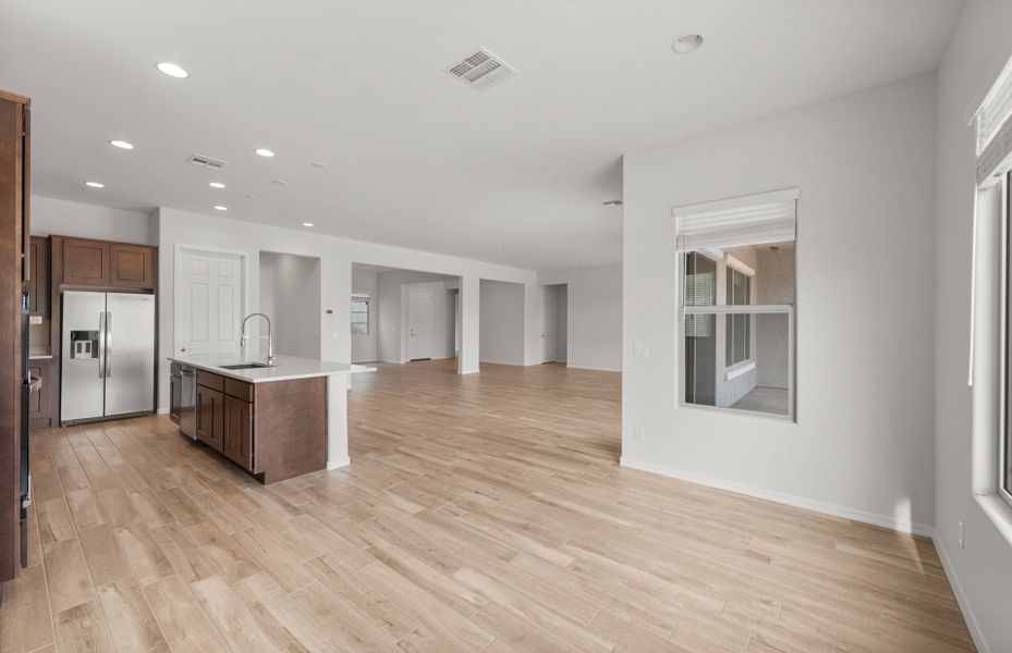 Spacious, unfurnished interior of a new home in Sun City Anthem at Merrill Ranch, Florence (Image 28). Spacious, unfurnished interior of a new home in Sun City Anthem at Merrill Ranch, Florence (Image 28).