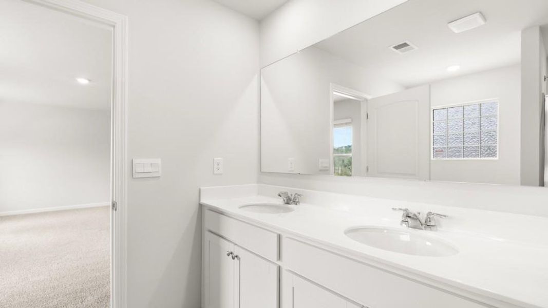 Furnished interior view inside a new home in Thompson Ridge, Dallas (Image 11).