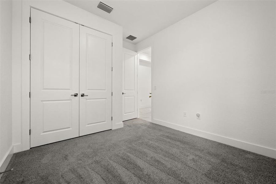 Spacious, unfurnished interior of a new home in , Punta Gorda (Image 23).