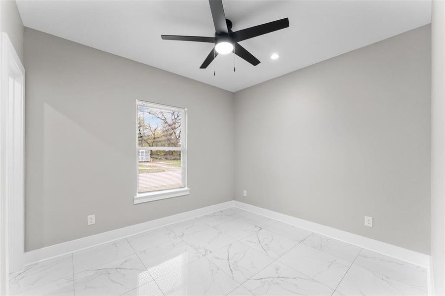 Spacious, unfurnished interior of a new home in , Dallas (Image 30).
