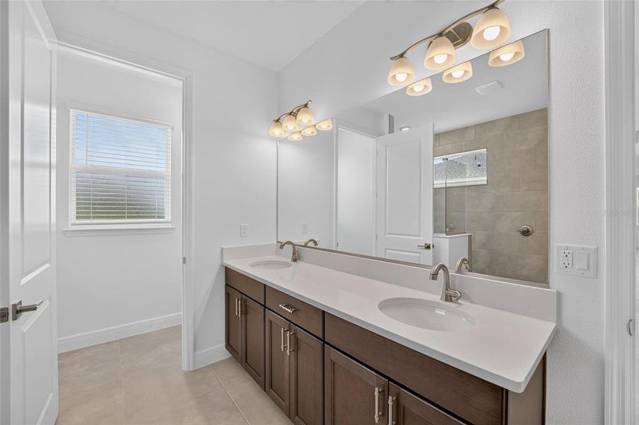 Furnished interior view inside a new home in , Ocala (Image 6).