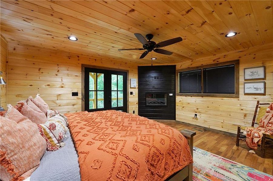 Image 32 of a home in .