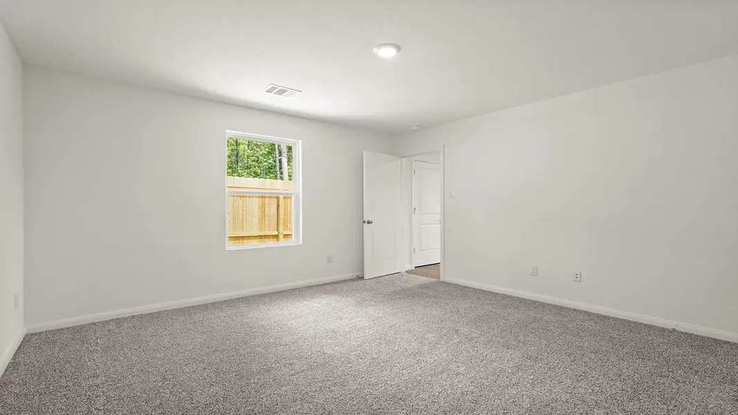 Spacious, unfurnished interior of a new home in McCrorey Trails, Conroe (Image 12). Spacious, unfurnished interior of a new home in McCrorey Trails, Conroe (Image 12).