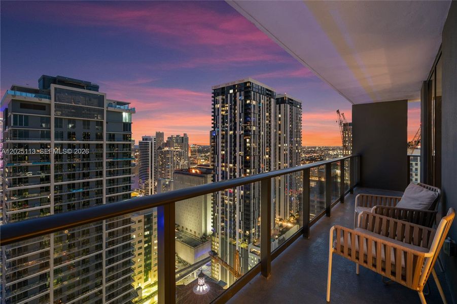 Condo located in Miami, FL showcasing its design and architecture (Image 25). Condo located in Miami, FL showcasing its design and architecture (Image 25).