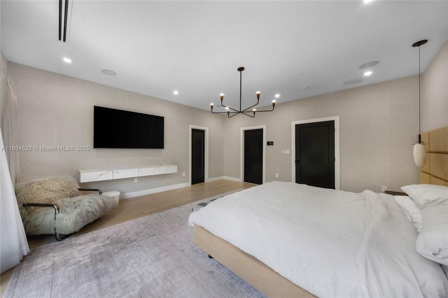 Furnished interior view inside a new home in , Miami (Image 27).