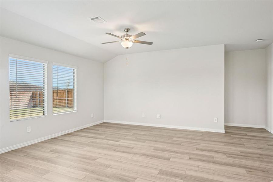 Spacious, unfurnished interior of a new home in Trails of Lavon - Signature Series, Lavon (Image 38).