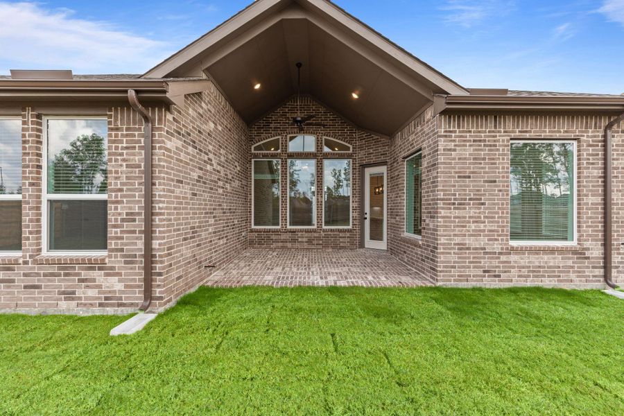 Exterior details and patio area of a home in Artavia, Conroe (Image 20). Exterior details and patio area of a home in Artavia, Conroe (Image 20).