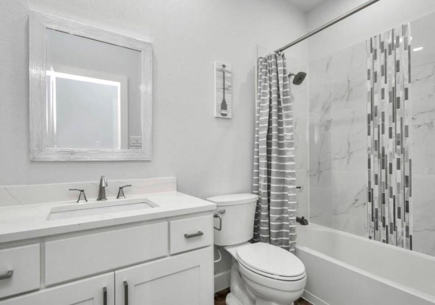 Furnished interior view inside a new home in , Galveston (Image 34).