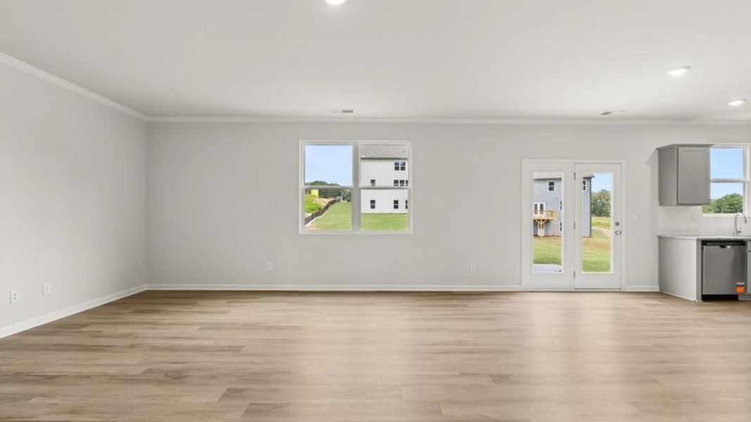 Spacious, unfurnished interior of a new home in Northwoods at Mirror Lake, Villa Rica (Image 26).