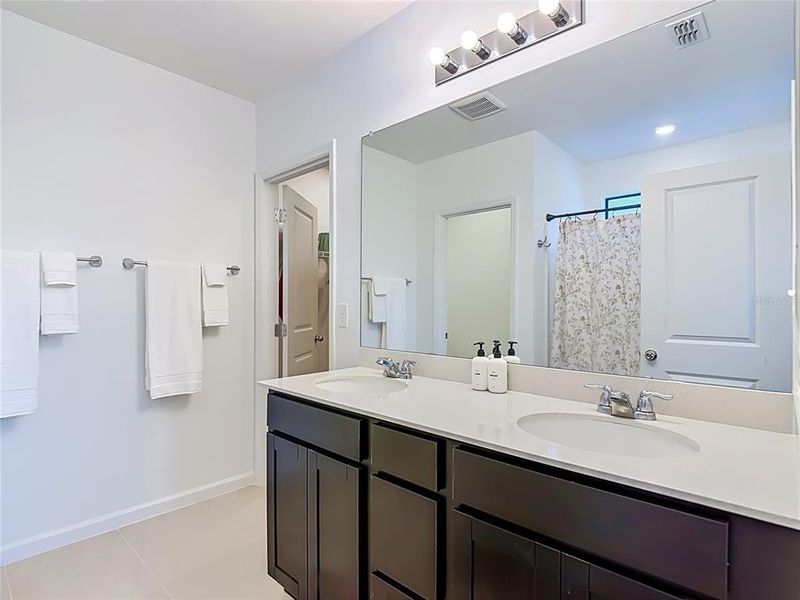 Furnished interior view inside a new home in Caloosa Cove, Labelle (Image 19).
