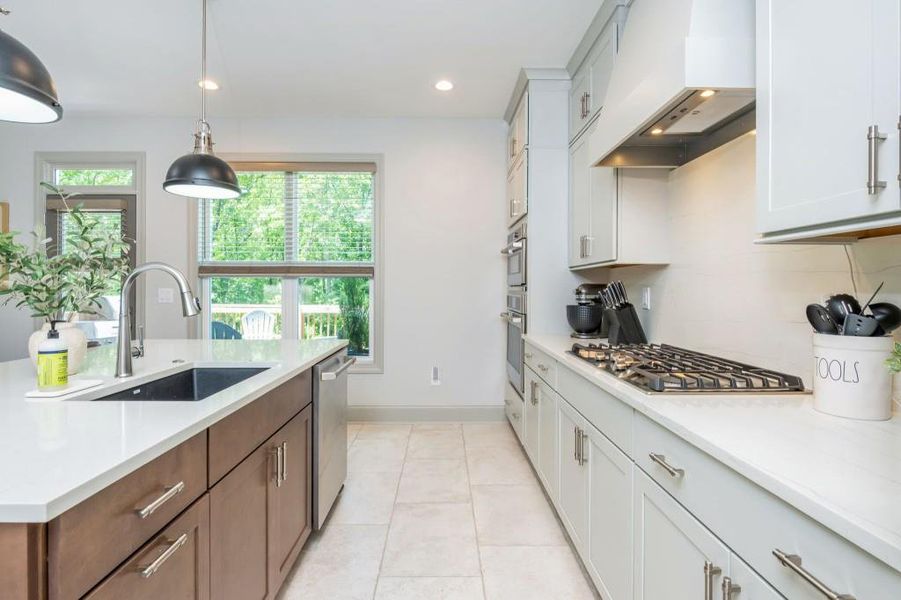 Furnished interior view inside a new home in Liberty Springs, Woodstock (Image 15).