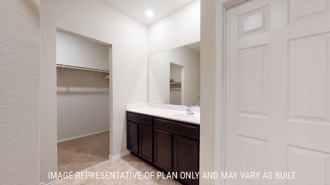 Representative furnished interior of a home built from the Perry by D.R. Horton in Park Meadows, Lorena (Image 11).