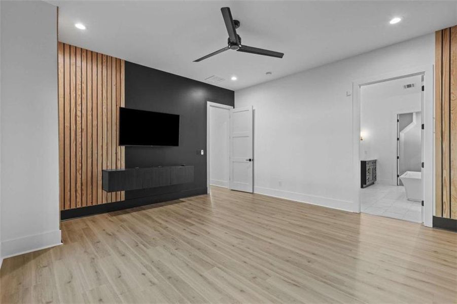 Spacious, unfurnished interior of a new home in , Monroe (Image 39).