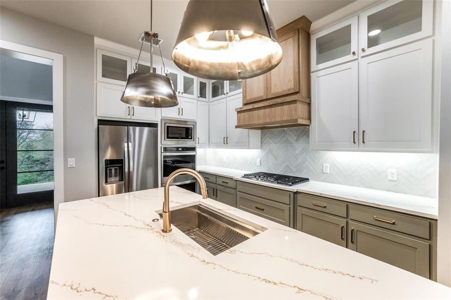Furnished interior view inside a new home in , Tyler (Image 9).