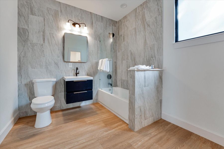 Furnished interior view inside a new home in , Conroe (Image 26). Furnished interior view inside a new home in , Conroe (Image 26).