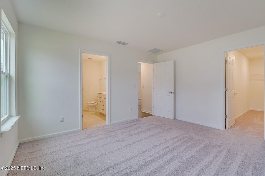 Spacious, unfurnished interior of a new home in Stonecrest, St. Johns (Image 12).