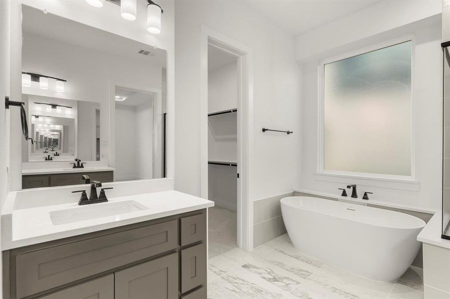 19. 2624 Shadybrook - Bath (3) 19. 2624 Shadybrook - Bath (3)