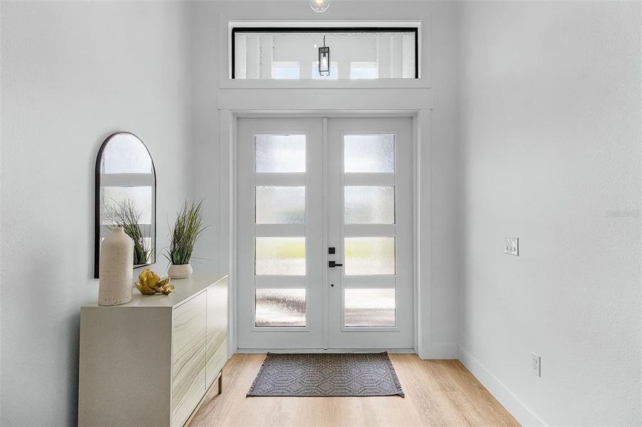 Spacious, unfurnished interior of a new home in , Rotonda West (Image 21).