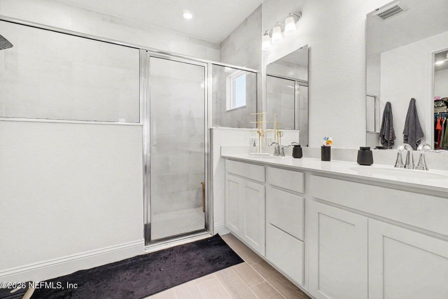 Furnished interior view inside a new home in , Yulee (Image 25).