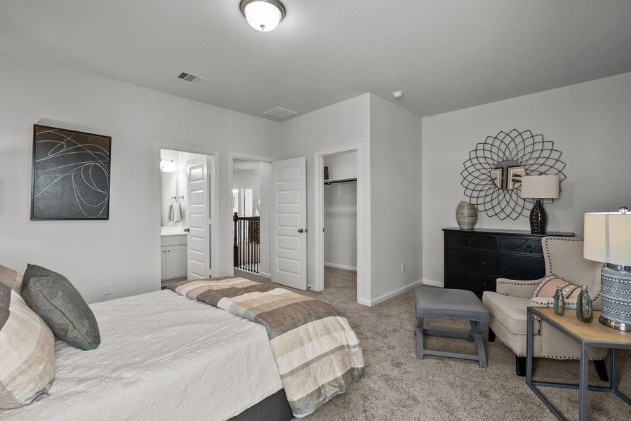 Photos shown are of a staged model home and are for illustration purposes only. Actual home features, finishes, and layout may vary.