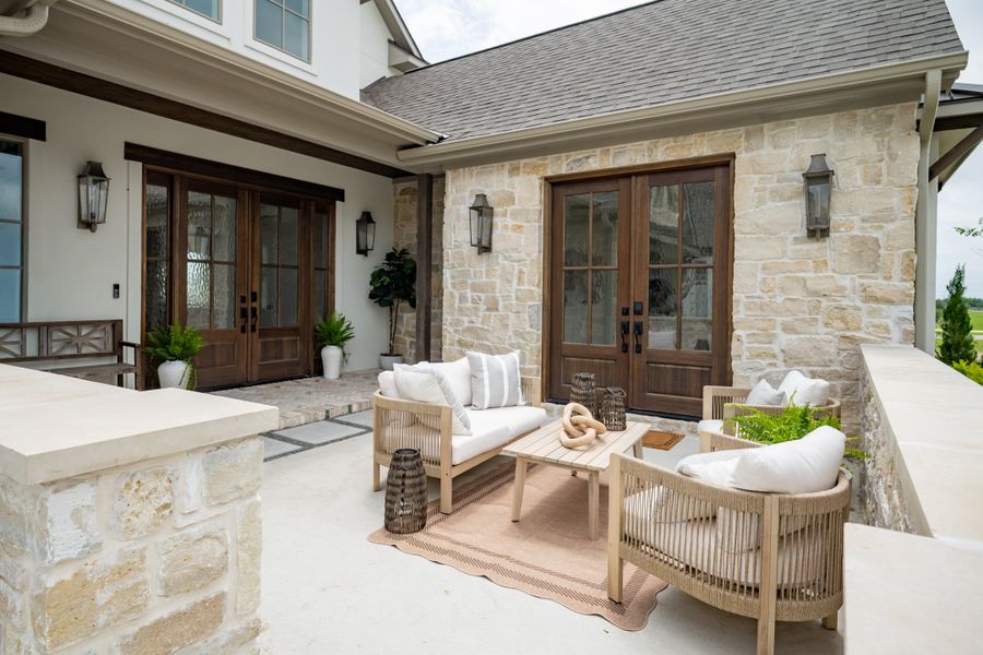 Exterior details and patio area of a home in Stella Ranch, Bryan (Image 32).