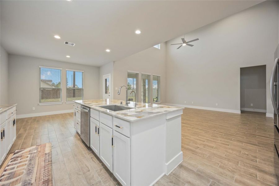 Furnished interior view inside a new home in Briarwood Crossing, Rosenberg (Image 12).